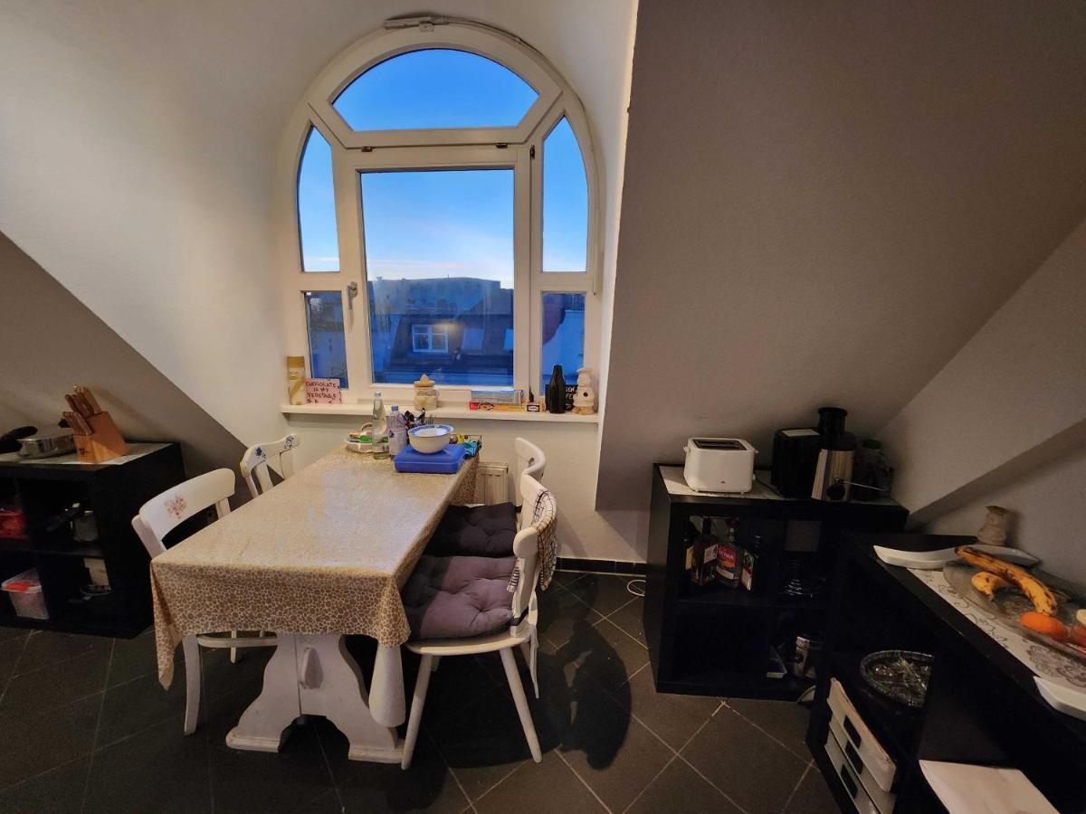 One Private Room Available In A Two Room Apartment In Tegel, 베를린 외부 사진